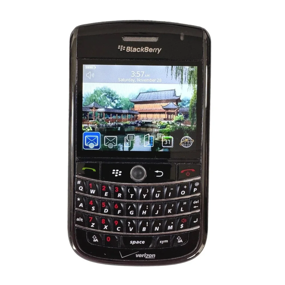 Vintage BlackBerry Tour 9630 Verizon Smartphone Bundle‎ Box Accessories